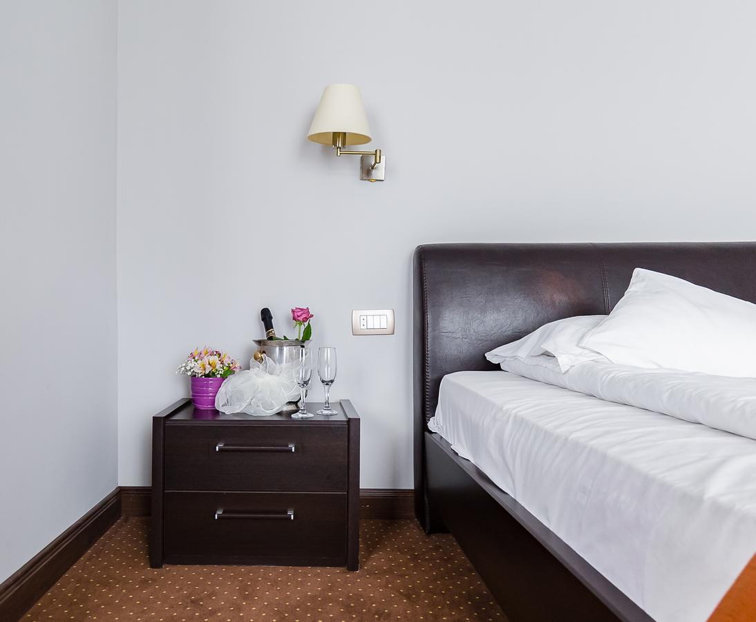 Hotel Transilvania Zilah Kültér fotó
